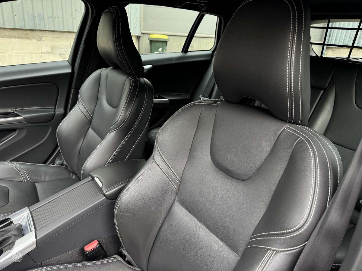 Volvo V60, 2.4 l., Универсал