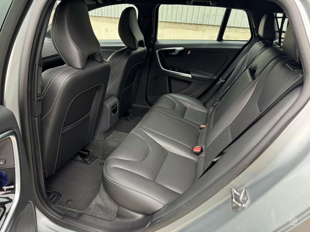 Volvo V60, 2.4 l., Универсал