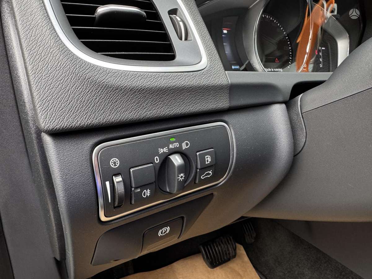 Volvo V60, 2.4 l., Универсал