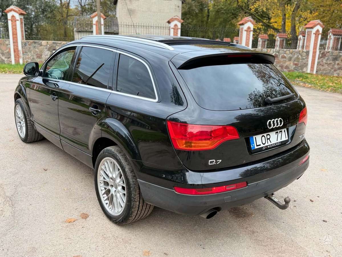 Audi Q7, 3.0 l., mpv / minivan