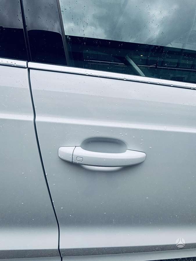 Audi Q3, 2.0 l., Внедорожник / Кроссовер