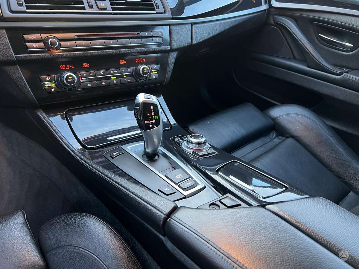 BMW 520, 2.0 l., universalas