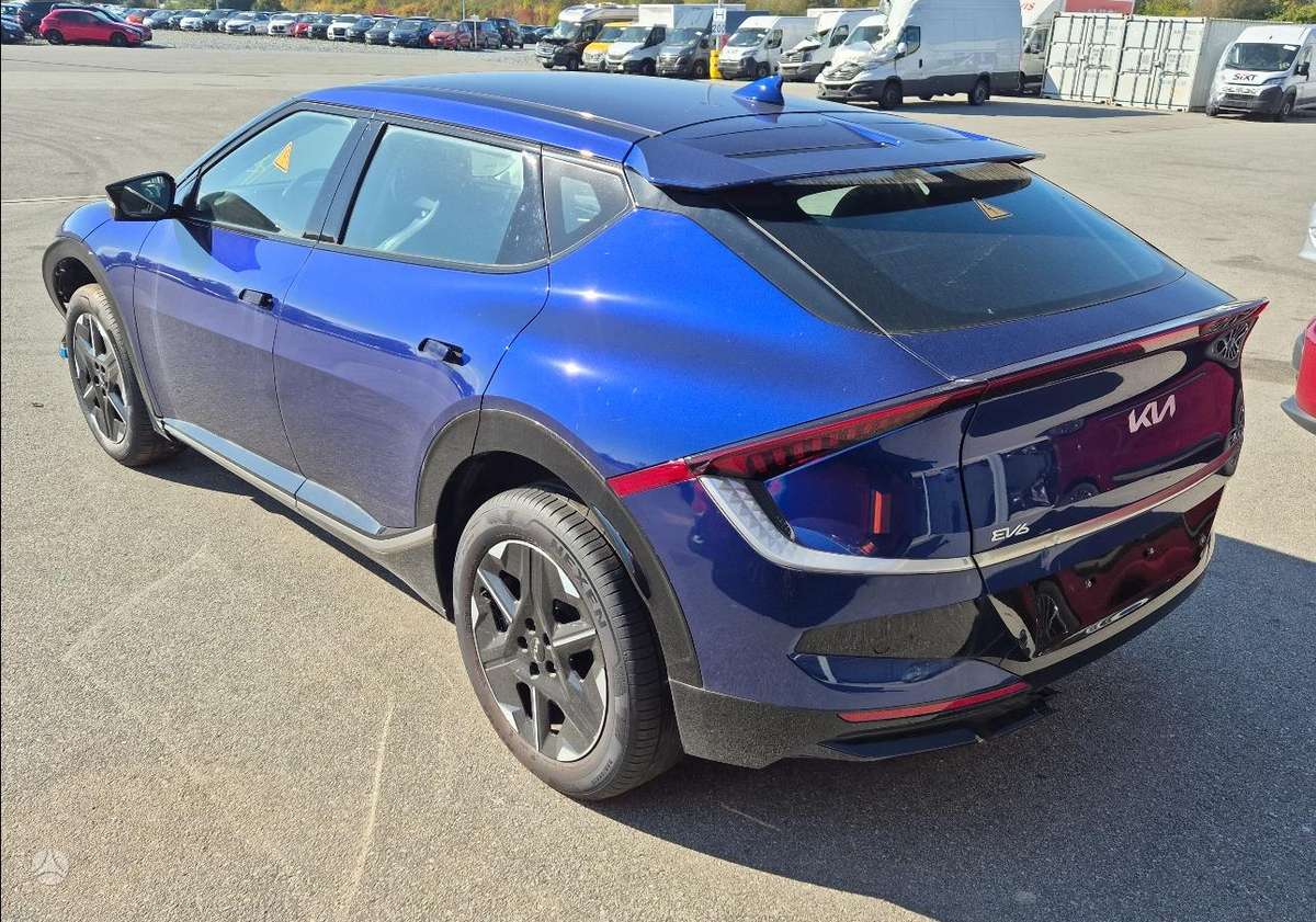 Kia EV6, off-road / crossover