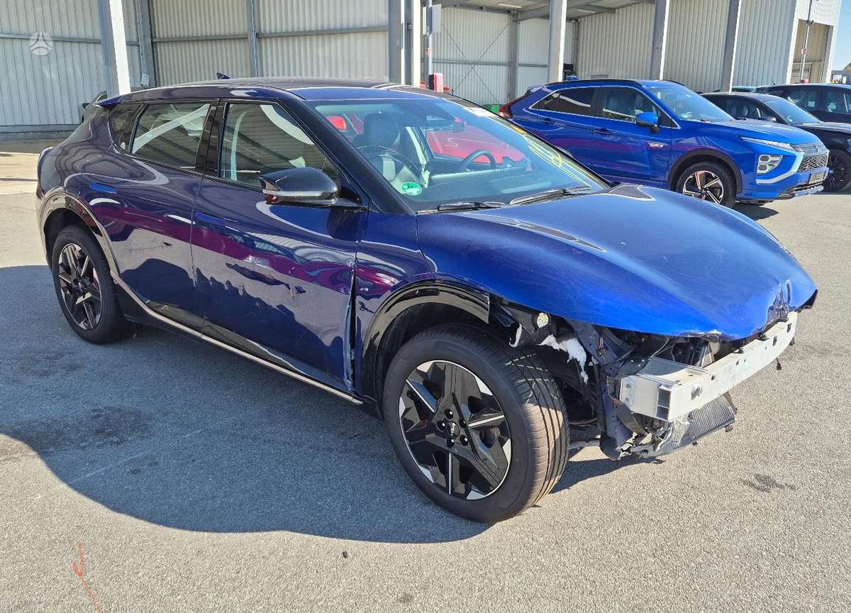 Kia EV6, off-road / crossover