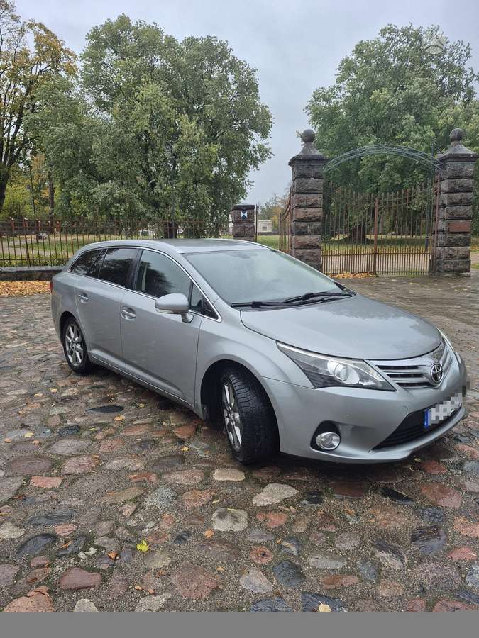 Toyota Avensis, 2.0 l., Универсал