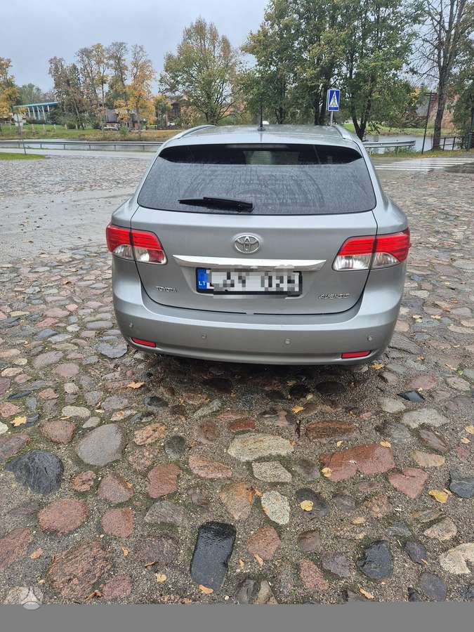 Toyota Avensis, 2.0 l., Универсал