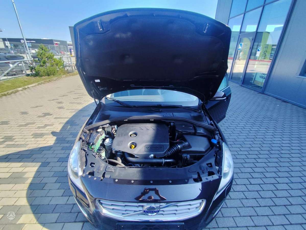 Volvo S60, 1.6 l., Седан