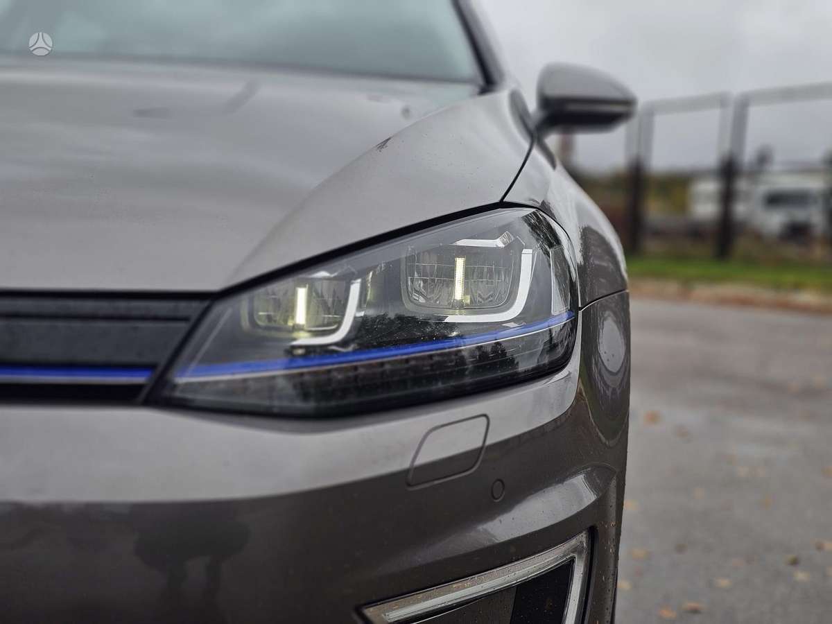 Volkswagen Golf, 24 kWh, hatchback