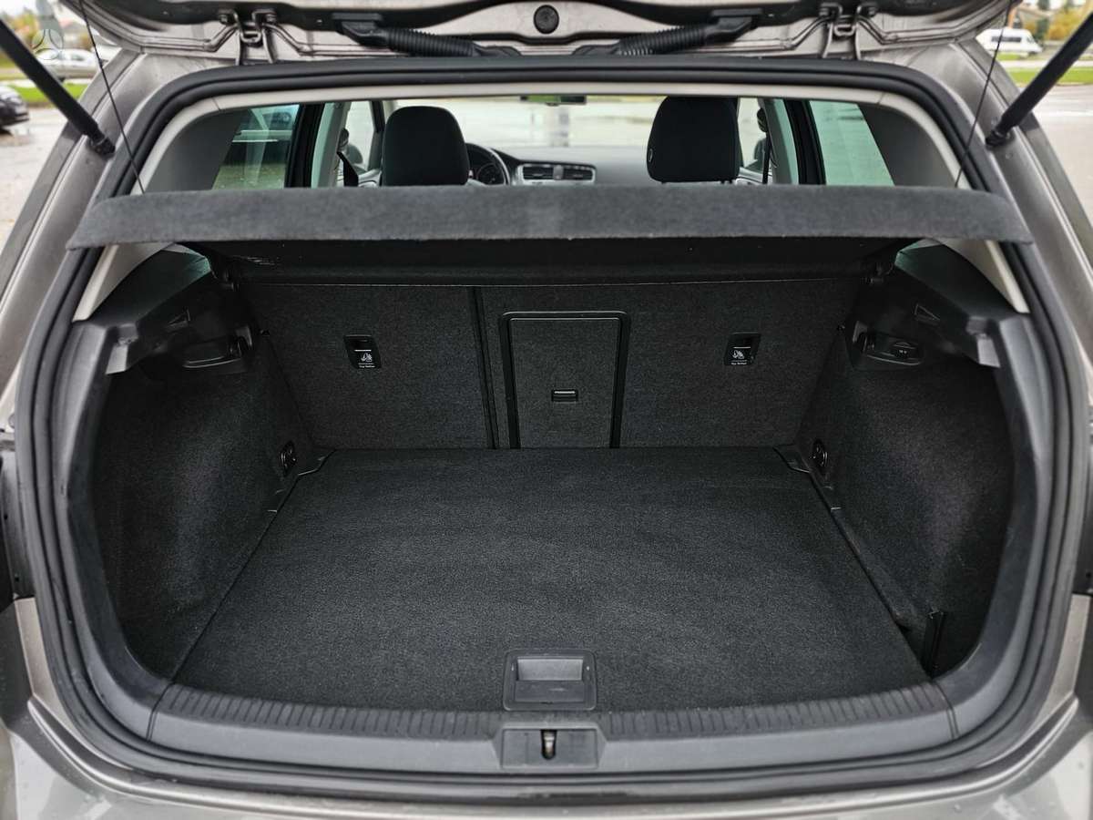 Volkswagen Golf, 24 kWh, hatchback