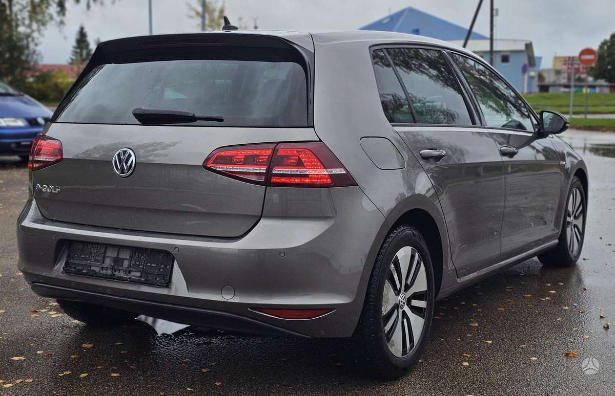 Volkswagen Golf, 24 kWh, hatchback
