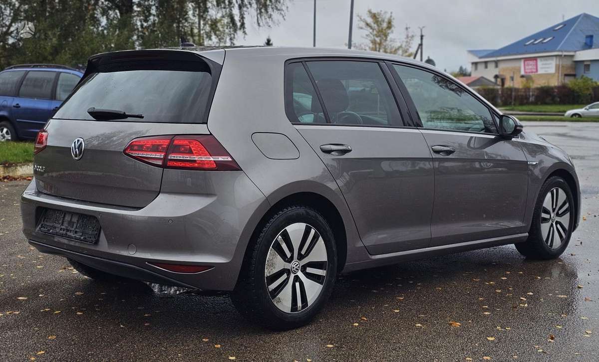 Volkswagen Golf, 24 kWh, hatchback