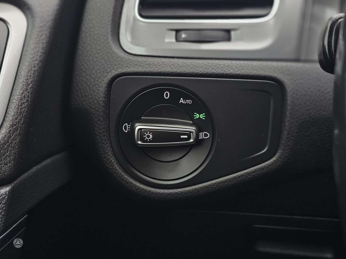 Volkswagen Golf, 24 kWh, hatchback