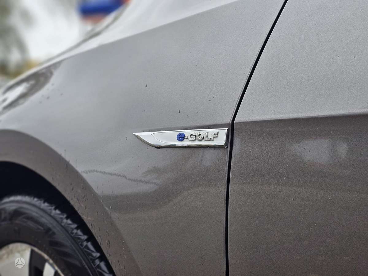 Volkswagen Golf, 24 kWh, hatchback