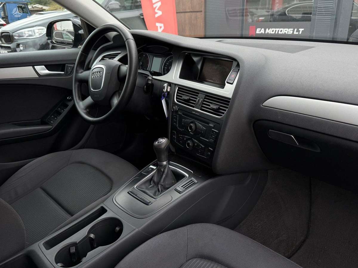 Audi A4, 2.0 l., universalas