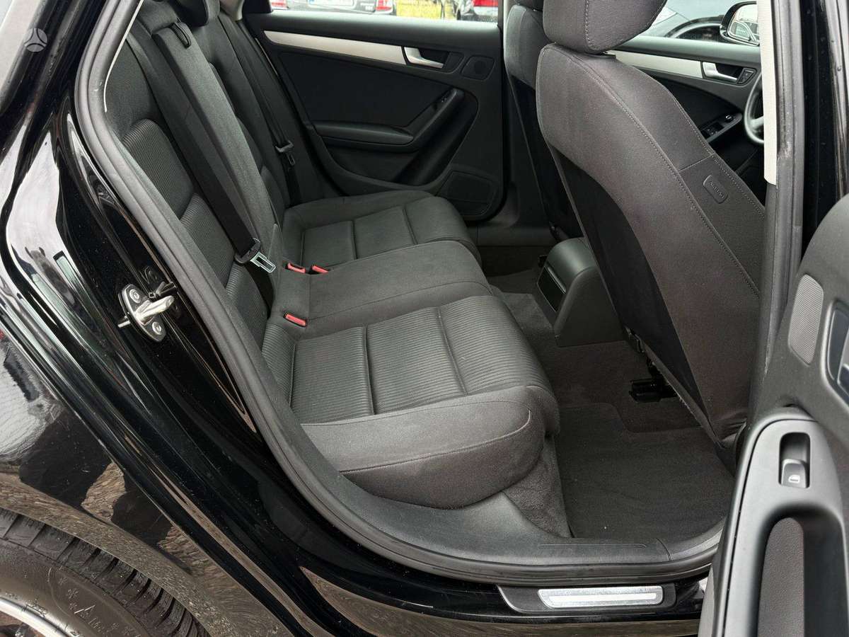Audi A4, 2.0 l., Универсал