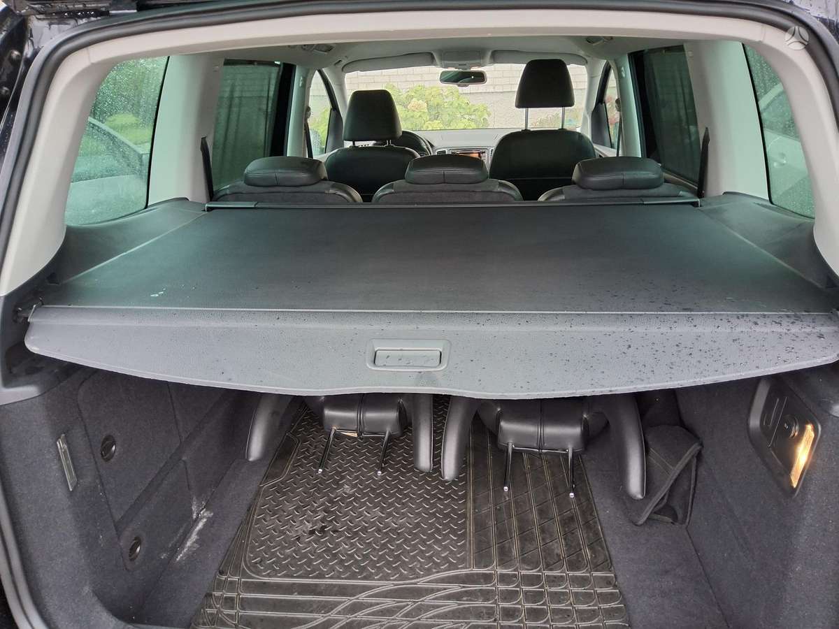 Volkswagen Sharan, 2.0 l., Минивэн