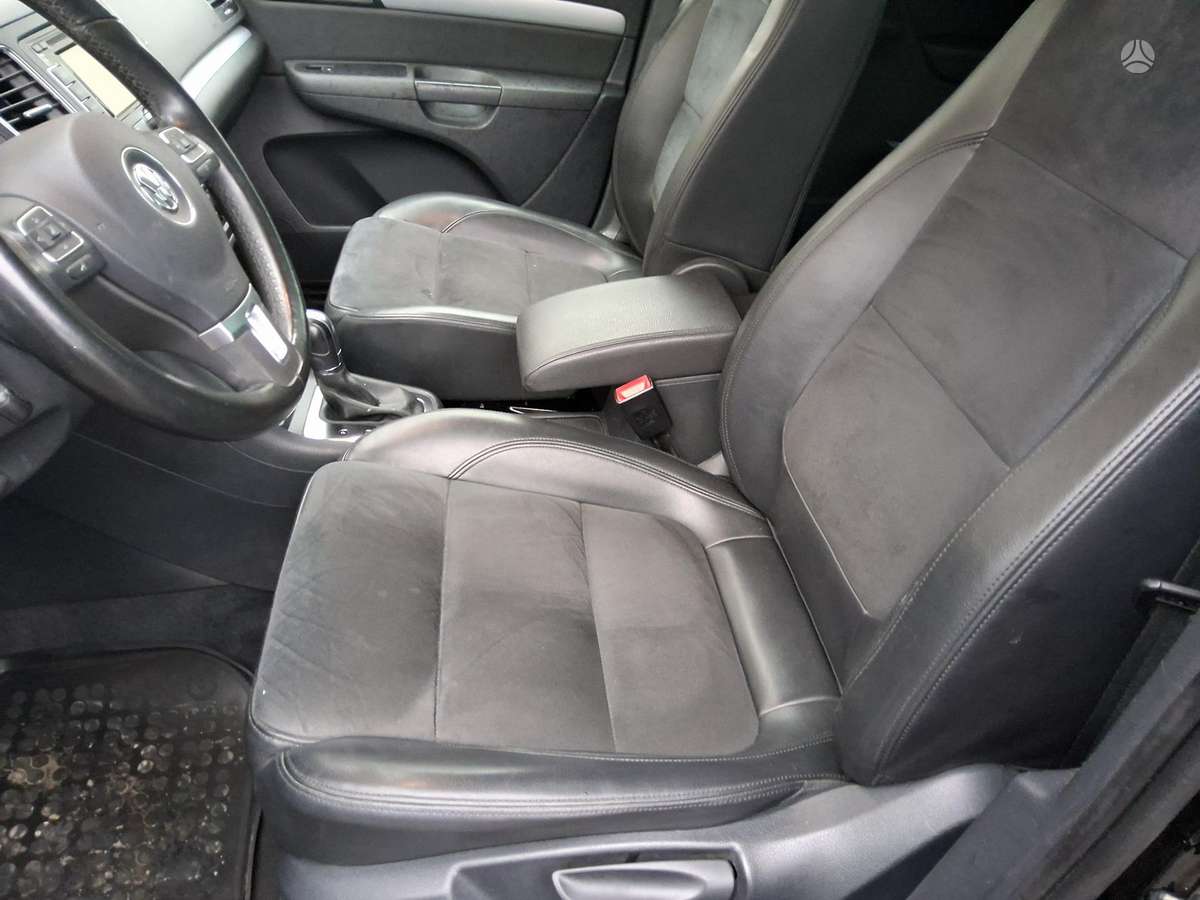 Volkswagen Sharan, 2.0 l., Минивэн