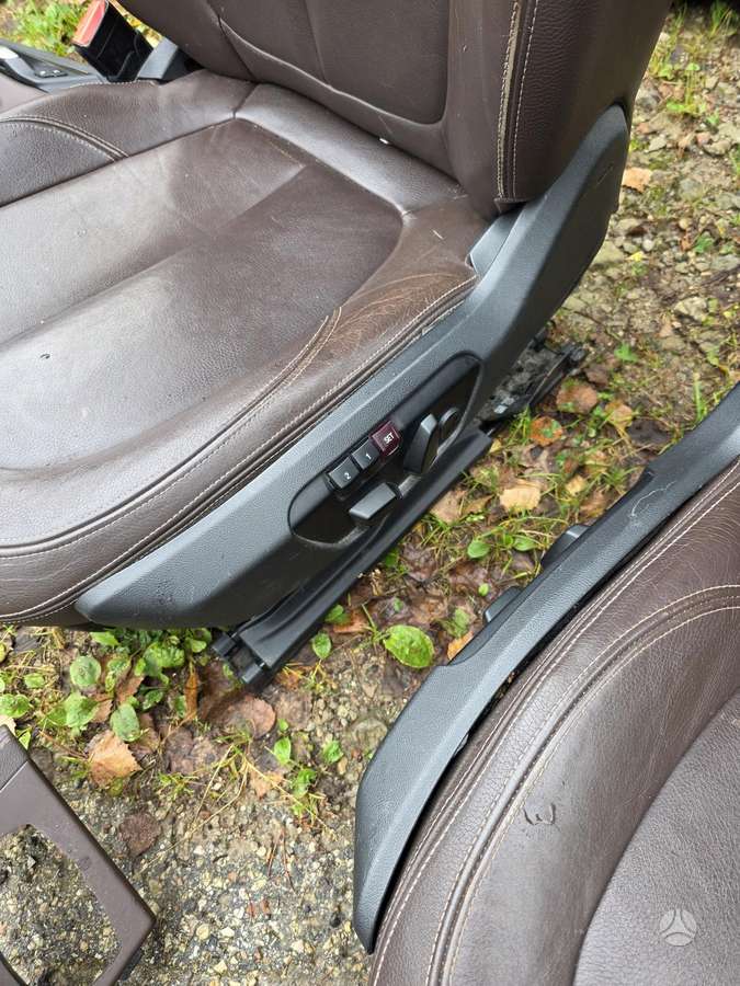 BMW X1 Eu sildomas salonas