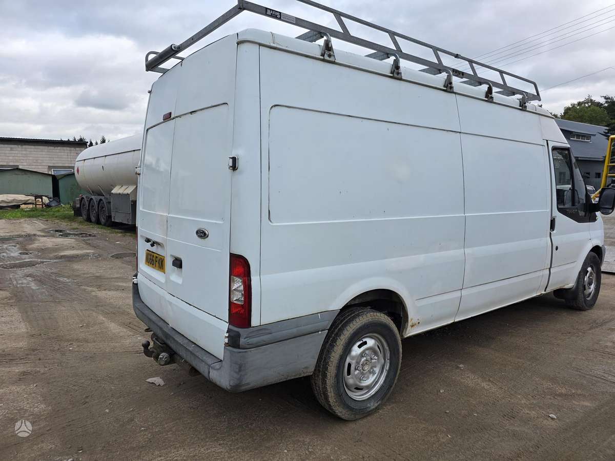 Ford Transit, 2.4 l., cargo van