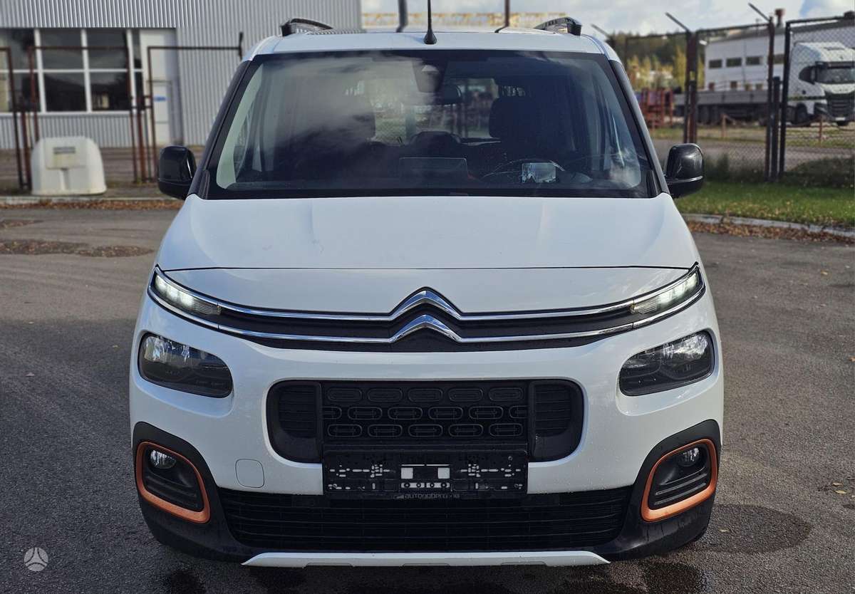 Citroen Berlingo, 1.2 l., Минивэн