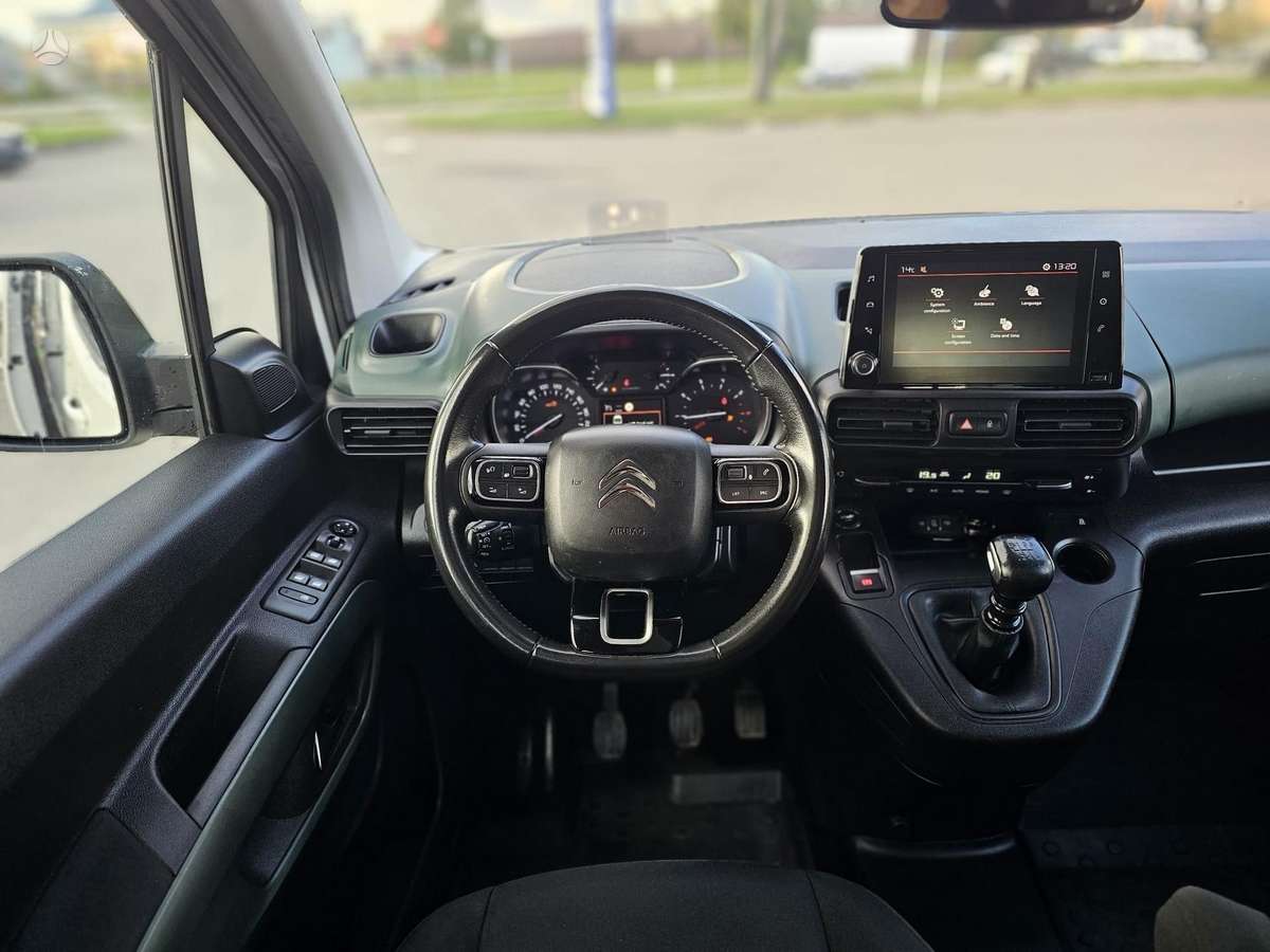 Citroen Berlingo, 1.2 l., Минивэн