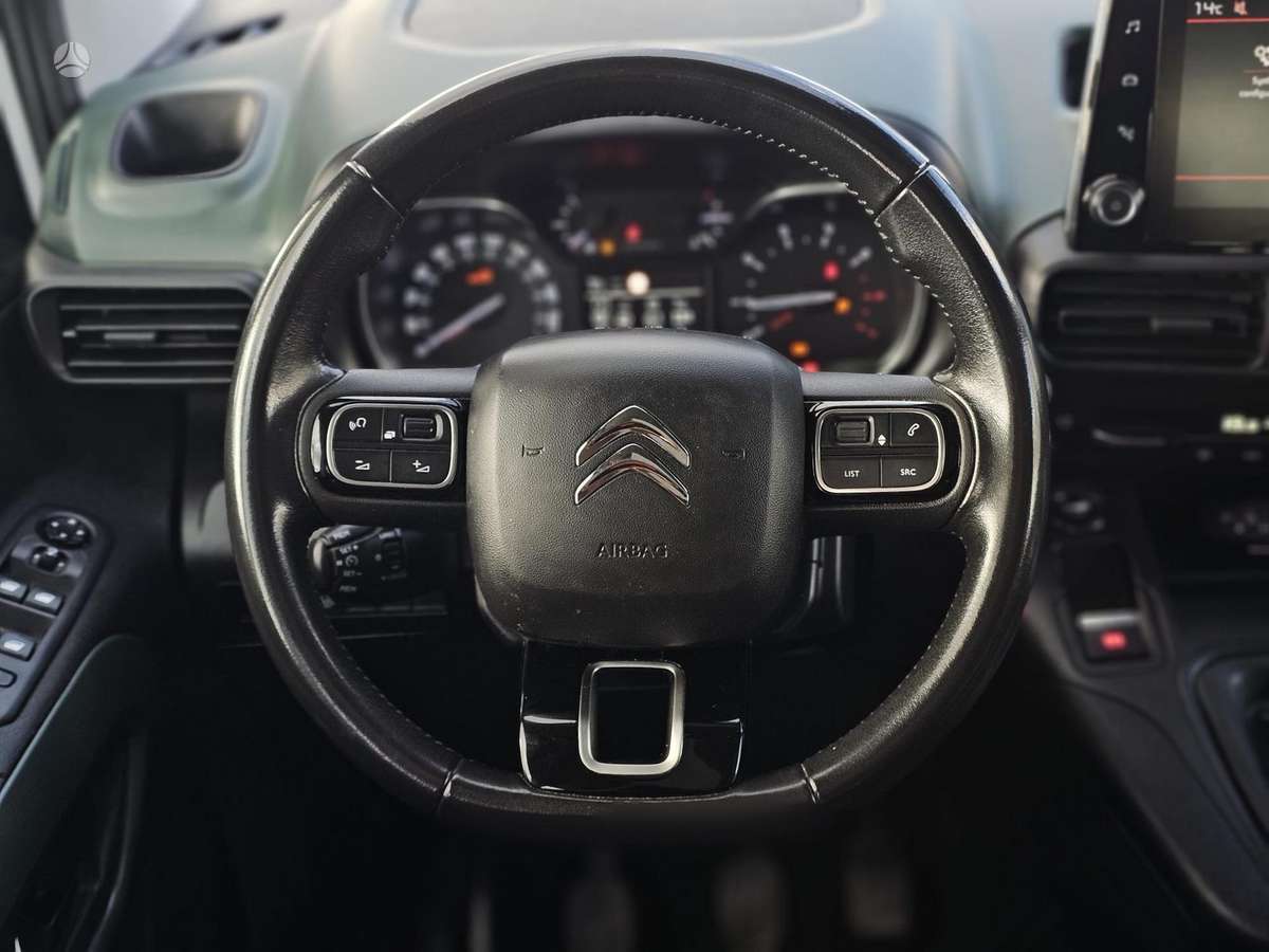 Citroen Berlingo, 1.2 l., Минивэн