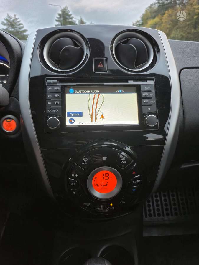 Nissan Note, 1.2 l., Хэтчбек