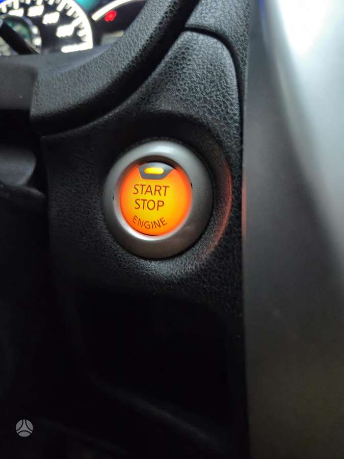 Nissan Note, 1.2 l., Хэтчбек