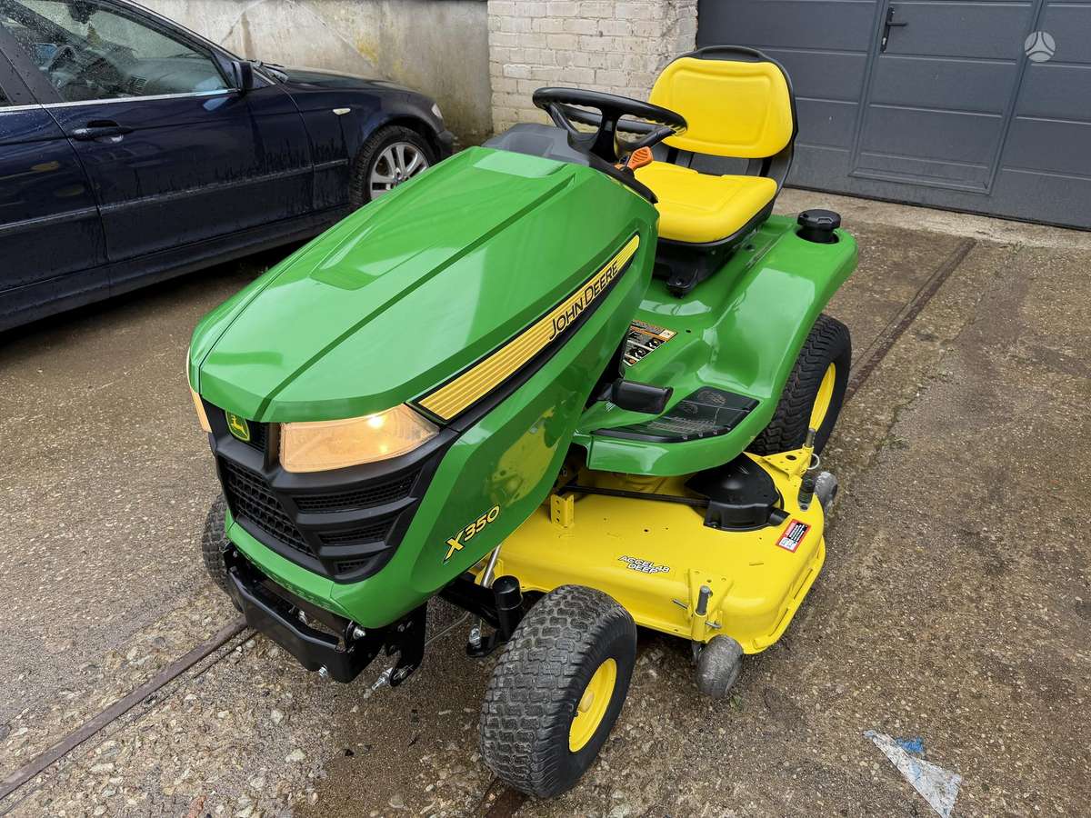 John Deere X350, садовые тракторы