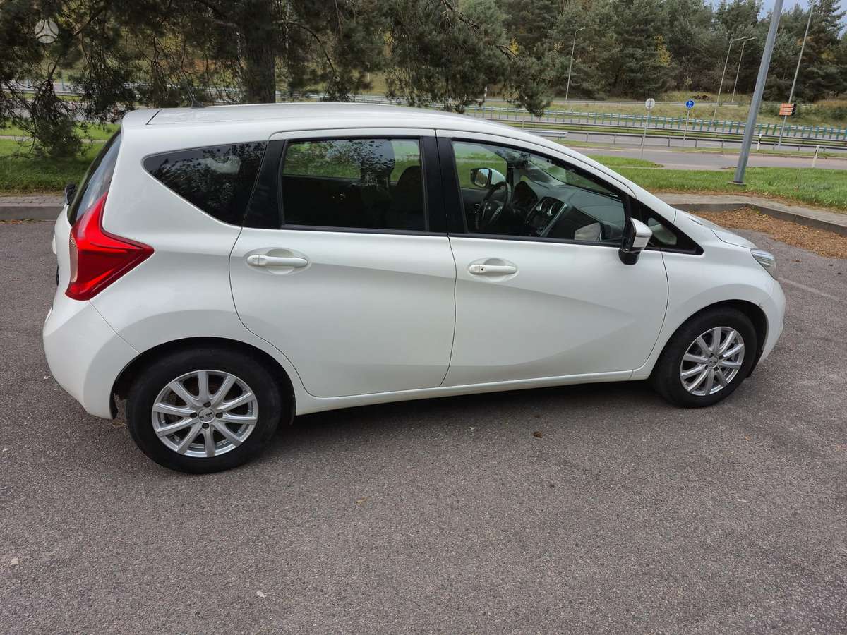 Nissan Note, 1.2 l., Хэтчбек
