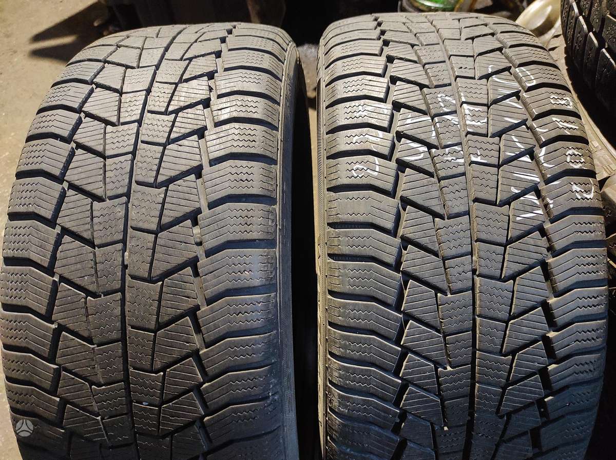 Continental, žieminės 225/45 R17