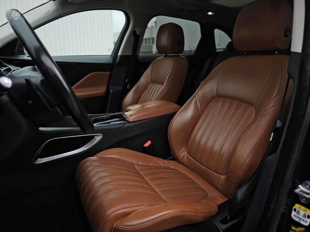 Jaguar F-Pace Dalimis