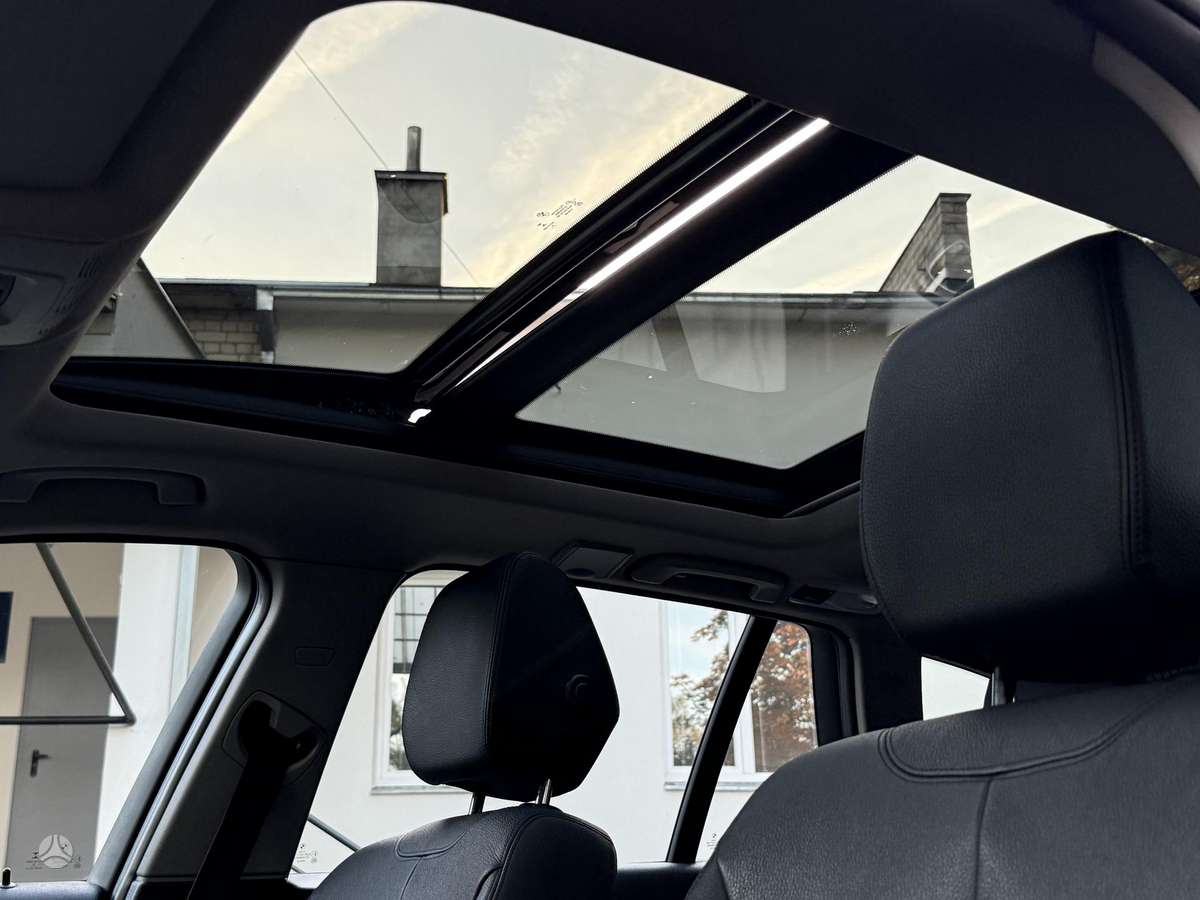 BMW 320, 2.0 l., universalas