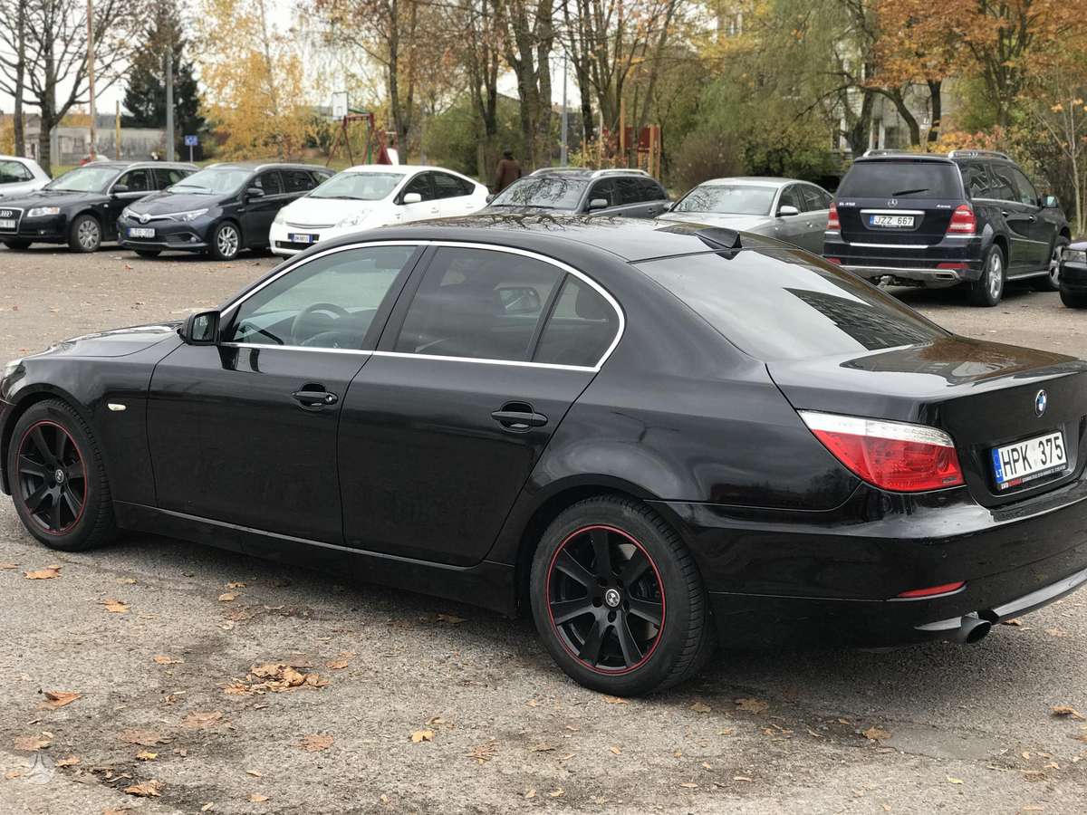 BMW 520, 2.0 l., Седан