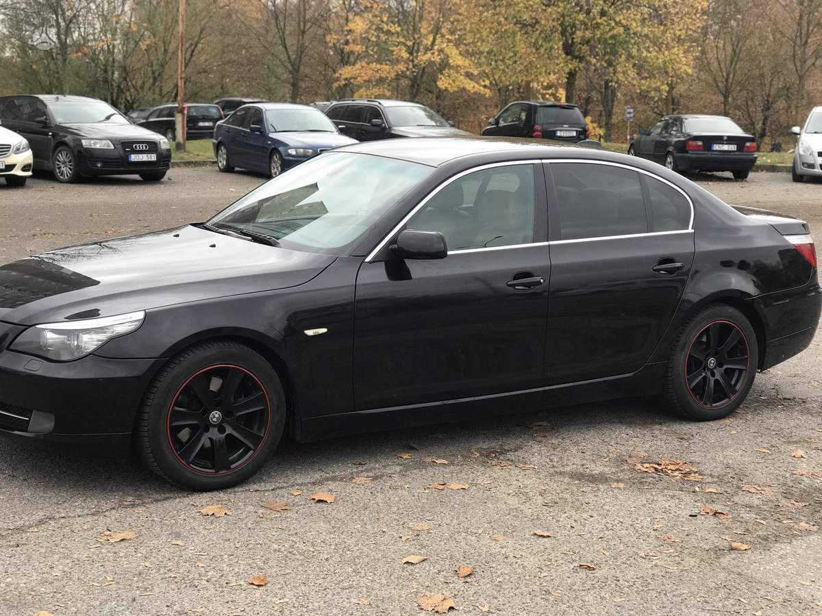 BMW 520, 2.0 l., Седан