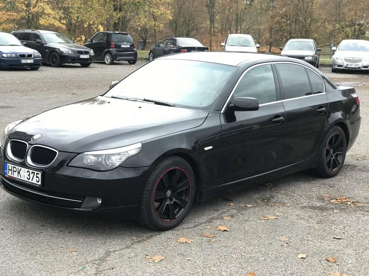 BMW 520, 2.0 l., Седан