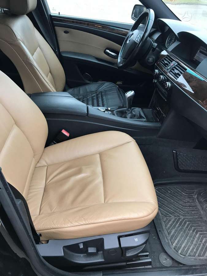 BMW 520, 2.0 l., Седан