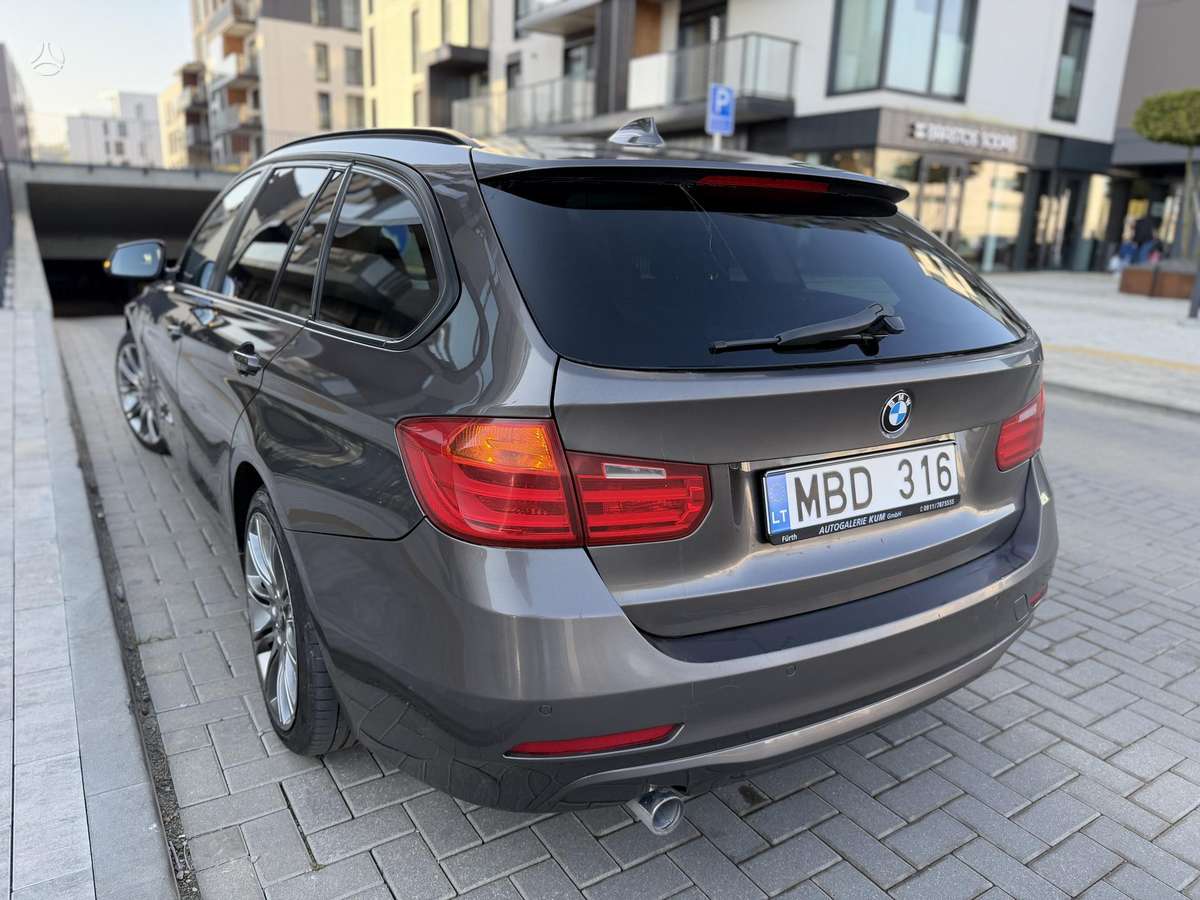 BMW 320, 2.0 l., wagon