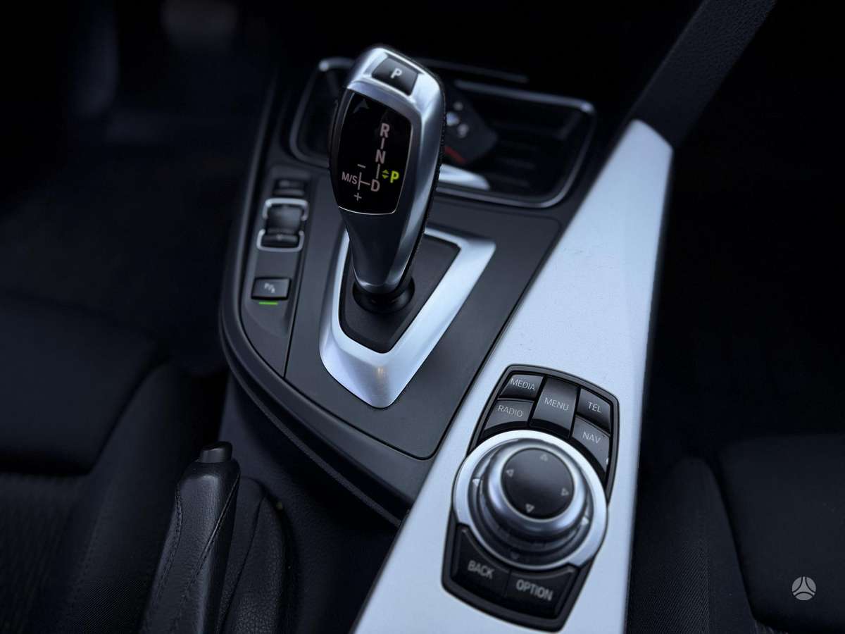 BMW 320, 2.0 l., universalas