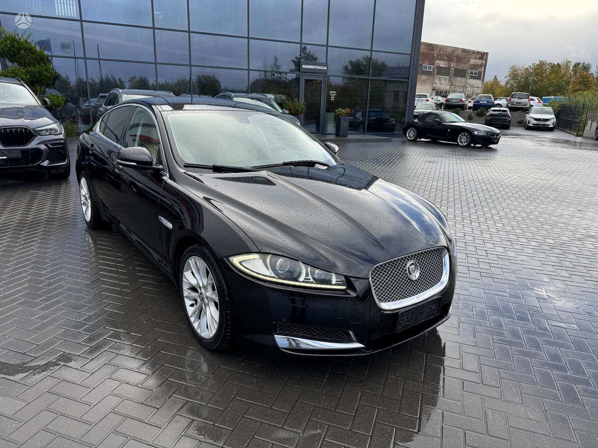 Jaguar XF, 2.2 l., Седан