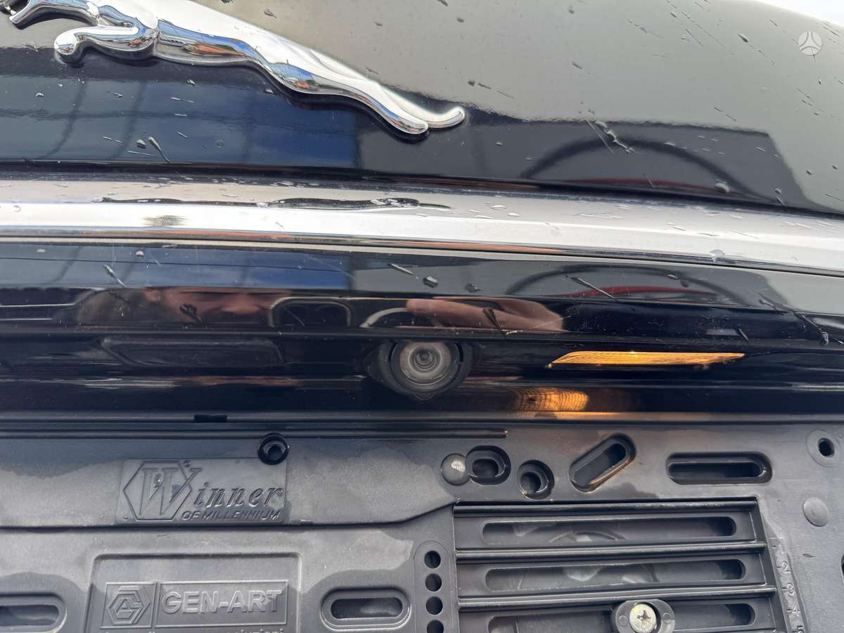 Jaguar XF, 2.2 l., Седан