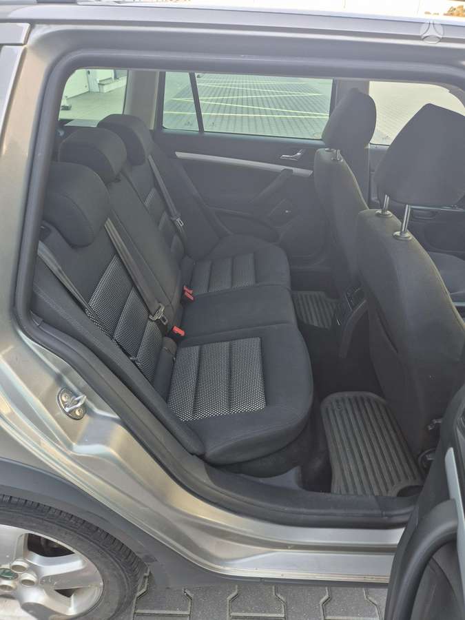 Skoda Octavia 2010 — photo 19