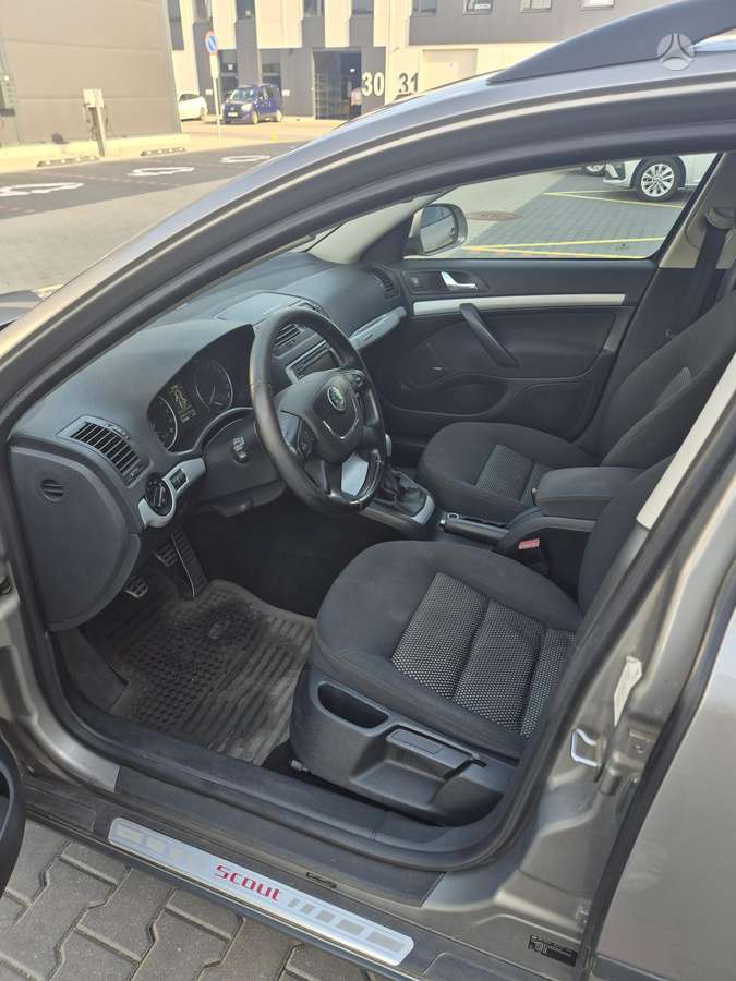 Skoda Octavia 2010 — photo 10