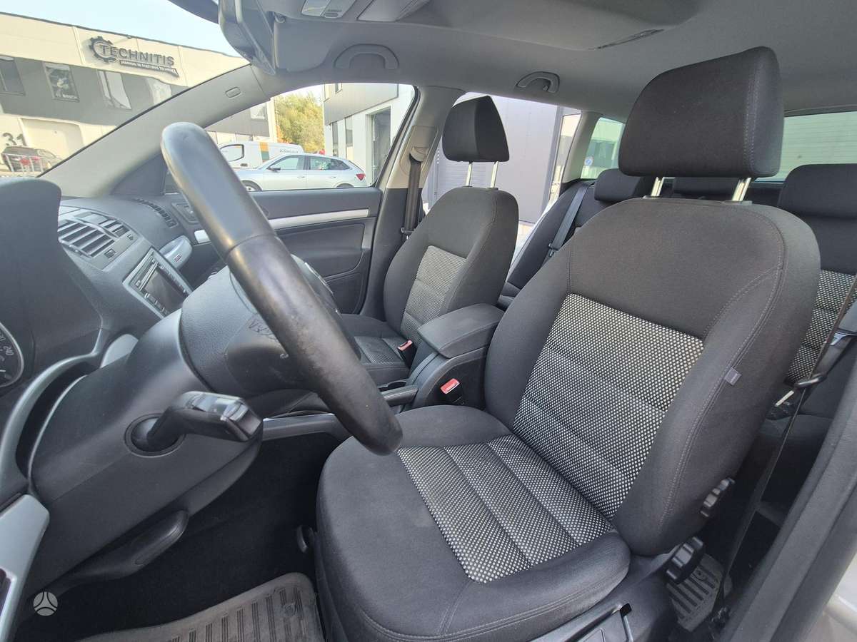 Skoda Octavia 2010 — photo 11