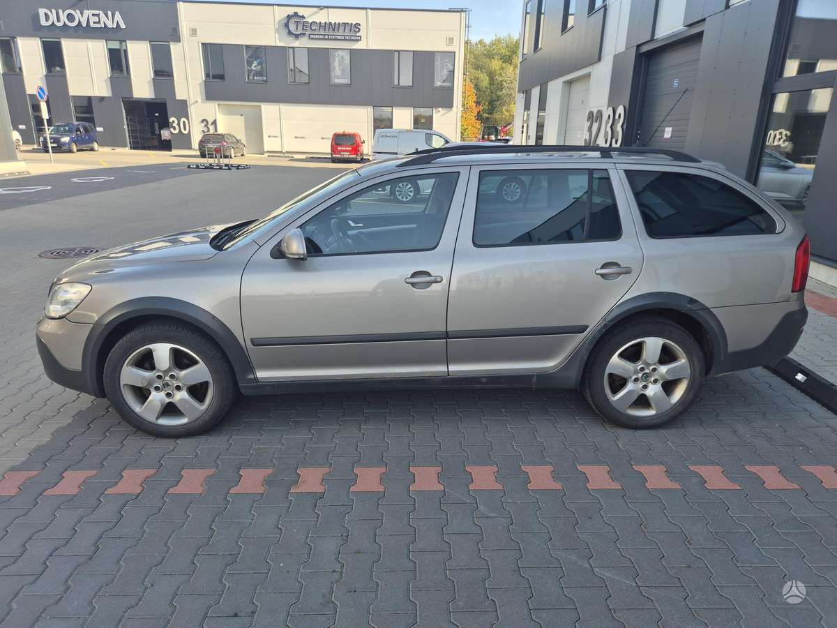 Skoda Octavia 2010 — photo 8