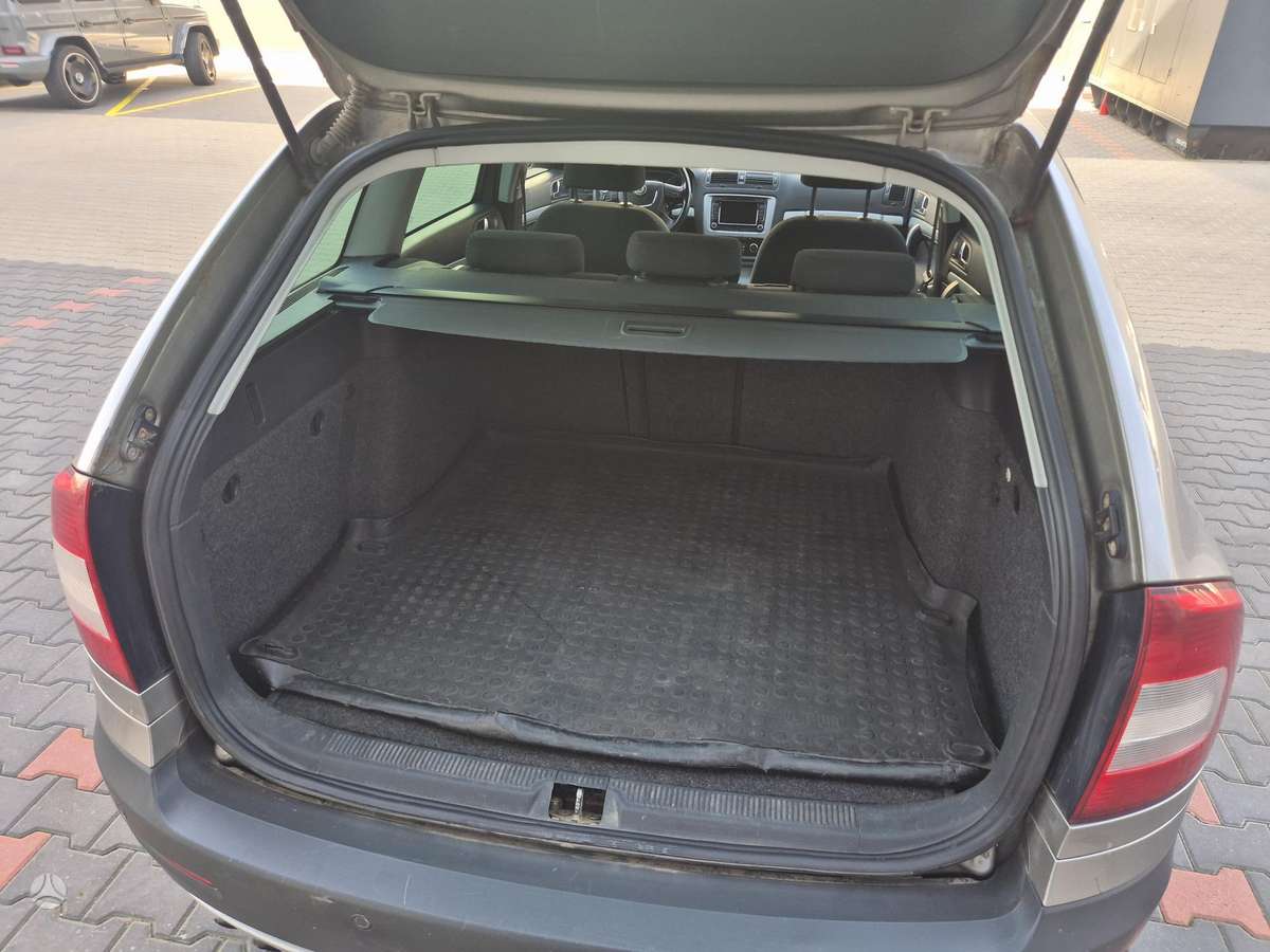 Skoda Octavia 2010 — photo 27