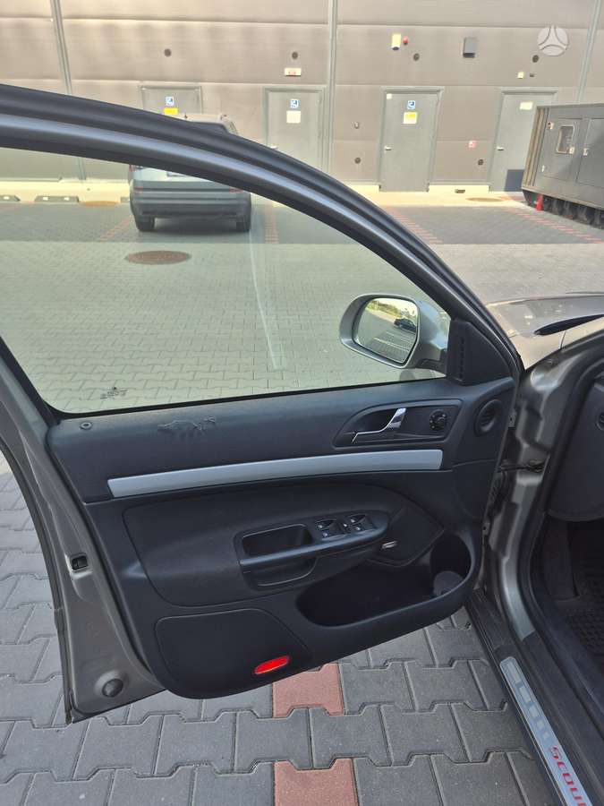 Skoda Octavia 2010 — photo 15