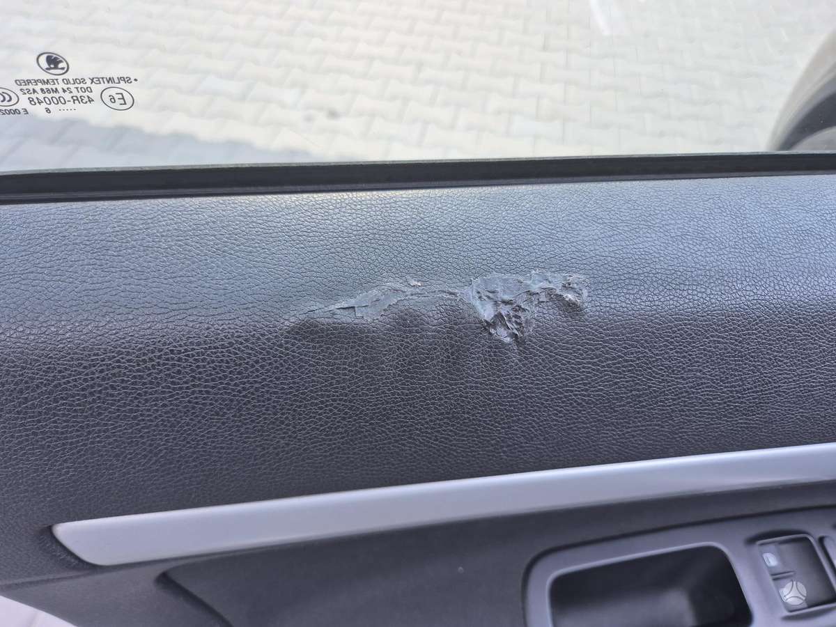 Skoda Octavia 2010 — photo 16