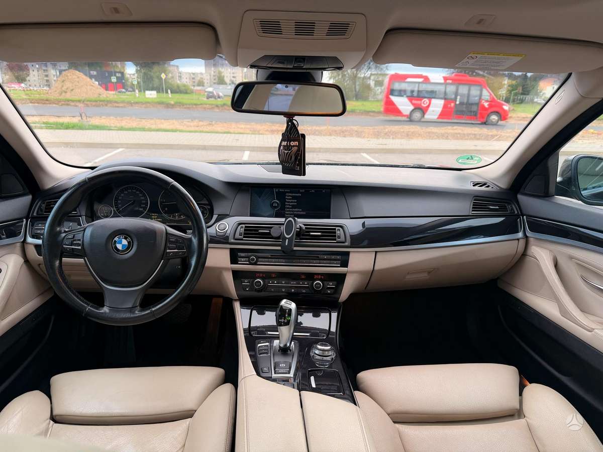 BMW 525, 3.0 l., wagon