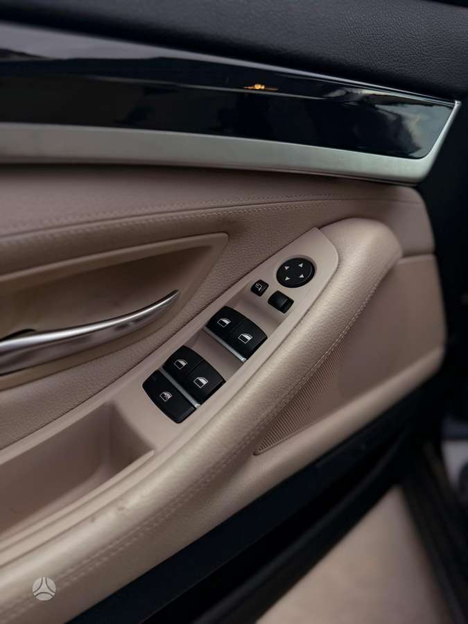 BMW 525, 3.0 l., Универсал